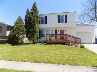 3808 Hendron Rd, Groveport, OH 43125