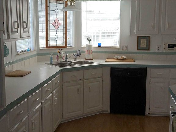 Super Sized Kitchen!
