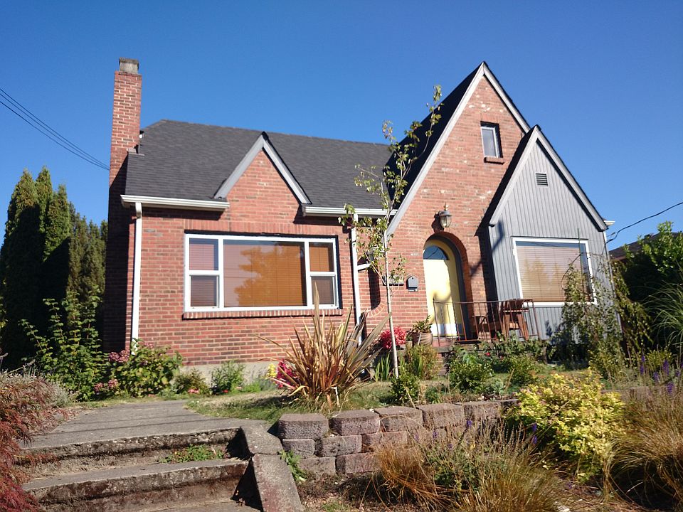 1st image of 4014 Cascadia Ave S