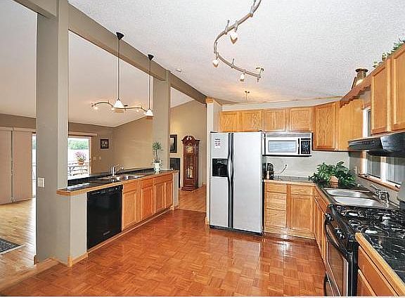 3rd image of 693 Hansack Ave SE