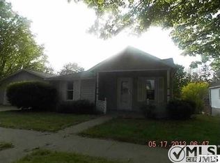 111 Spring St, Leslie, MI 49251
