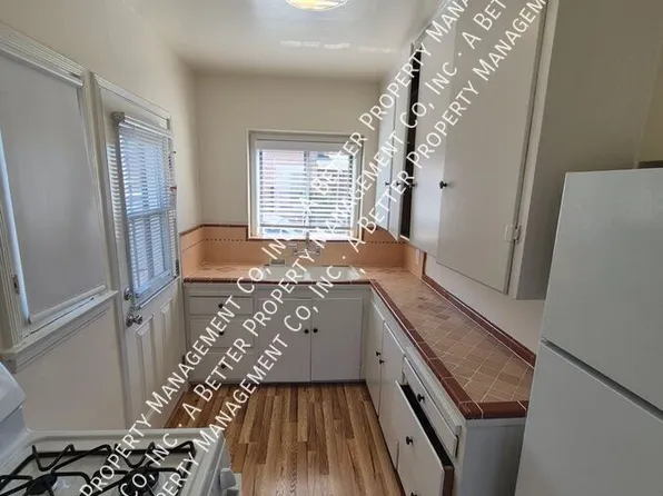 28 W 53rd St, Long Beach, CA 90805