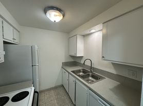 7 on 8th Apartments - 1