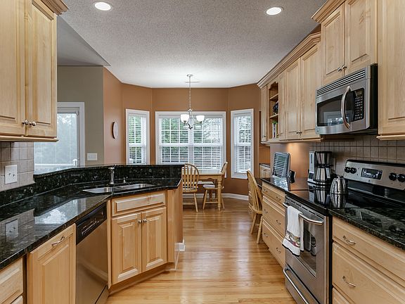 3rd image of 30 Lake View E Drive