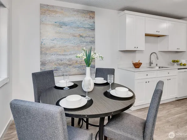 14132 74th Place NE #16-D, Kirkland, WA 98034