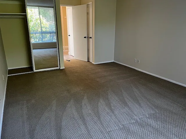 Building Photo - 2165 Carlmont Dr