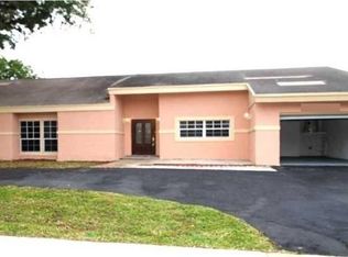 2610 Buttonwood Ave, Miramar, FL 33025