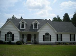 187 Callaway Dr, Douglas, GA 31535