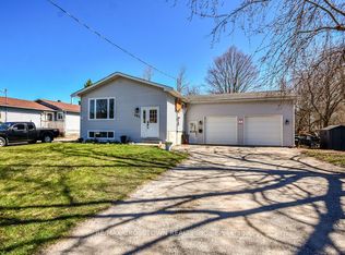 461 Barnes Ave, Tay, ON L0K1R0