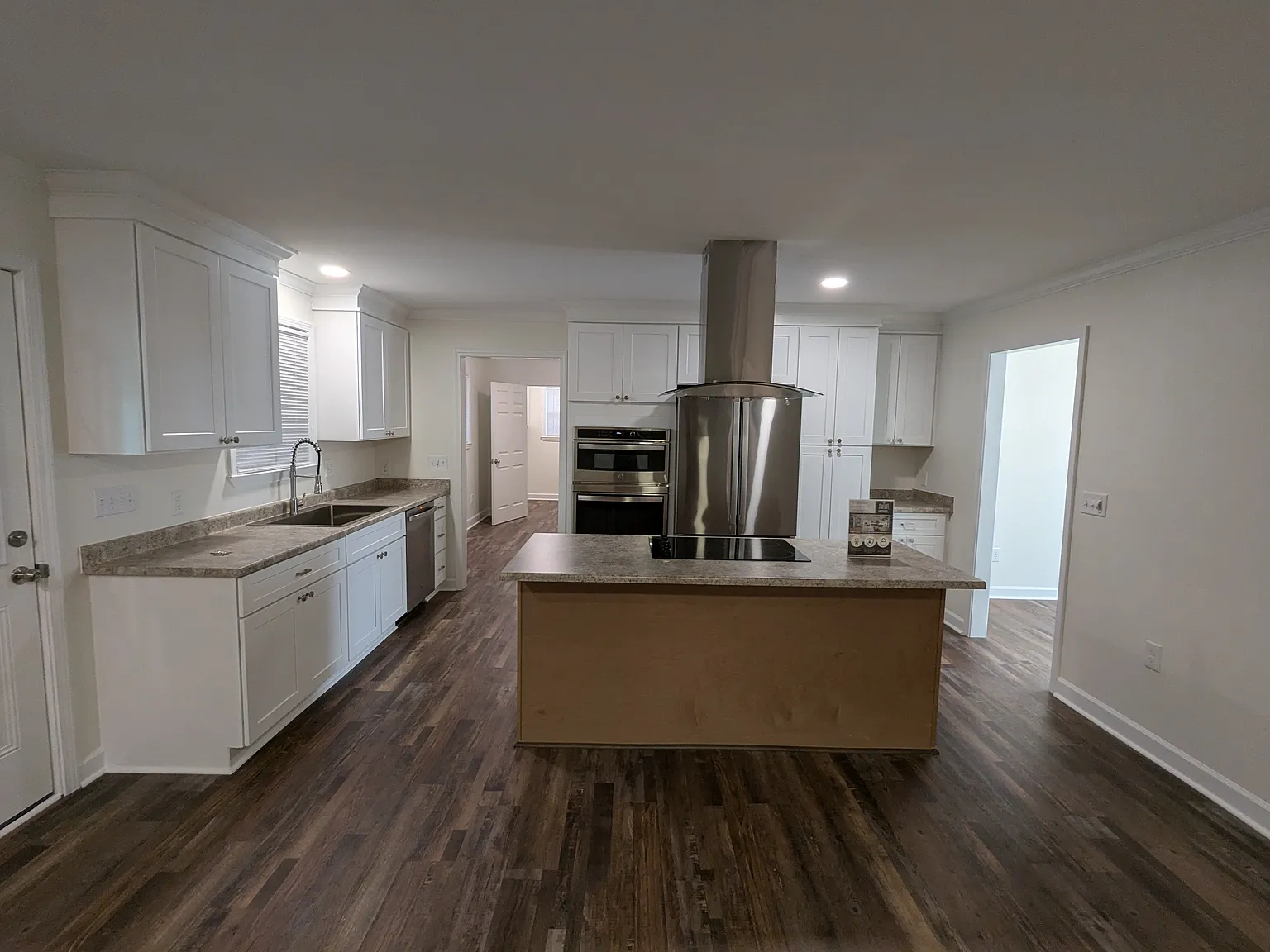 3 bed, 1646 sqft, $1,995 — Photo 4