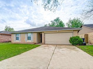 1615 Ridge Hollow Dr, Houston, TX 77067