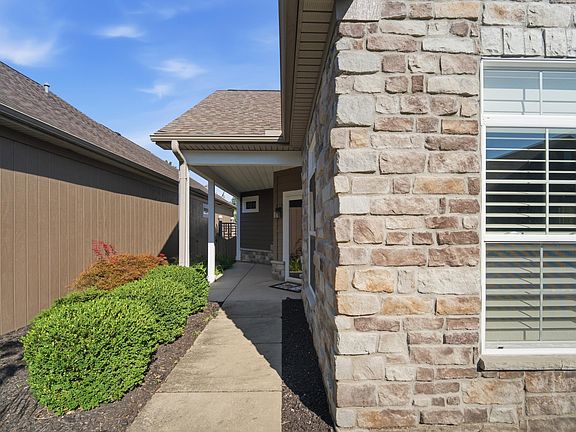 5th image of 2496 Silverado Cir