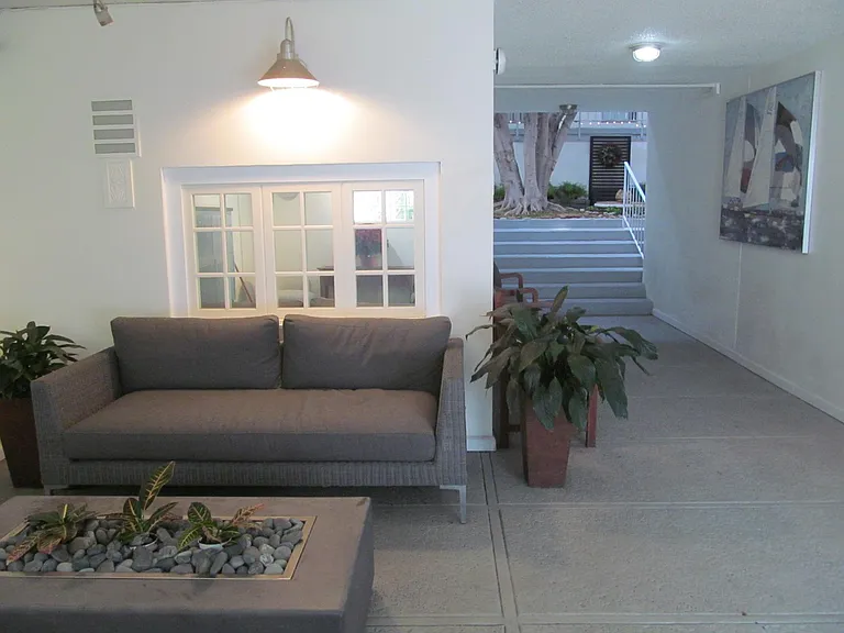 55 Navy Street — Photo 26