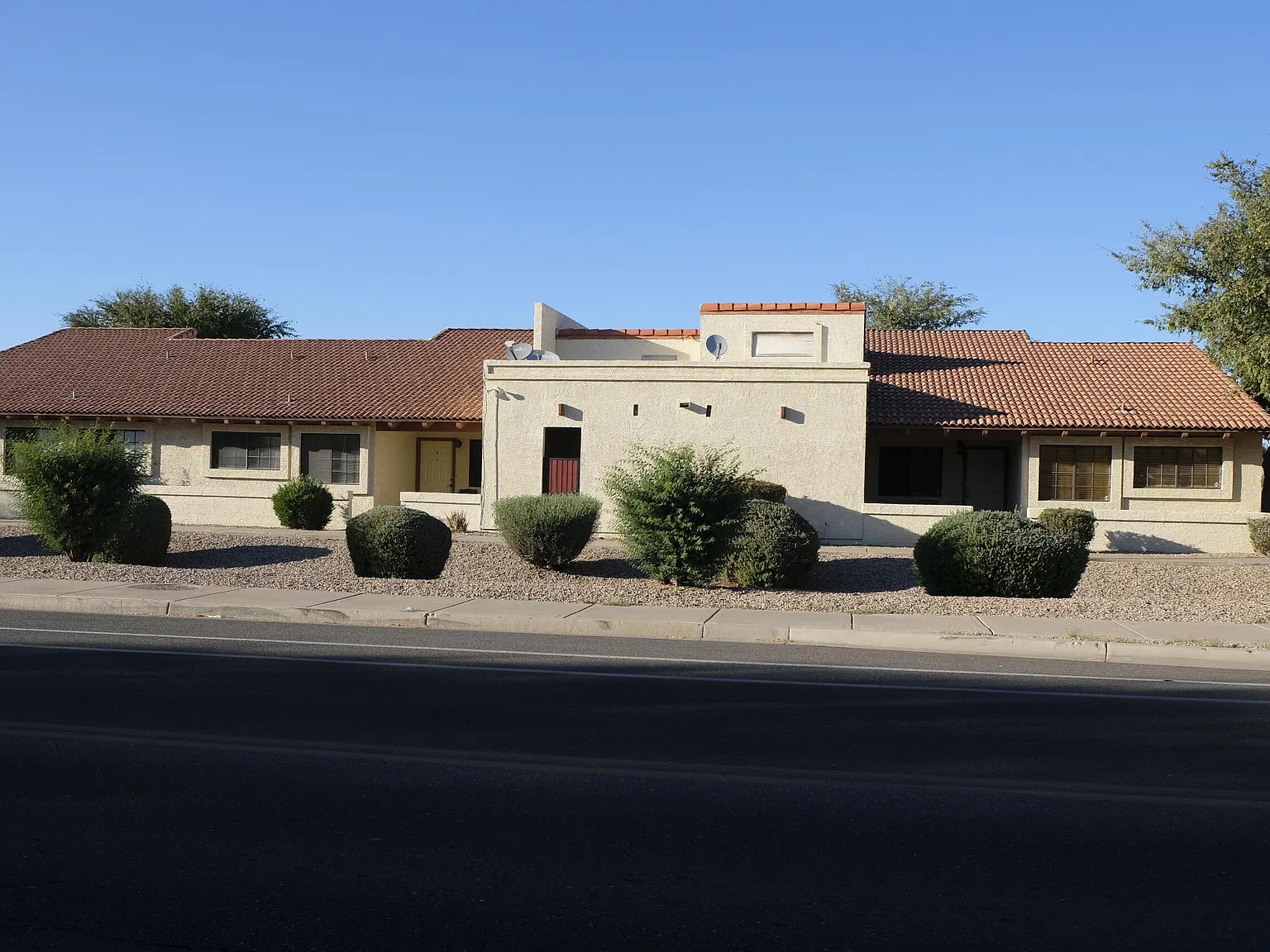 2 bed, 2.0 bath, 1003 sqft, $1,500 — Photo 1