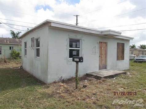 1st image of 1310 NW 9th Pl