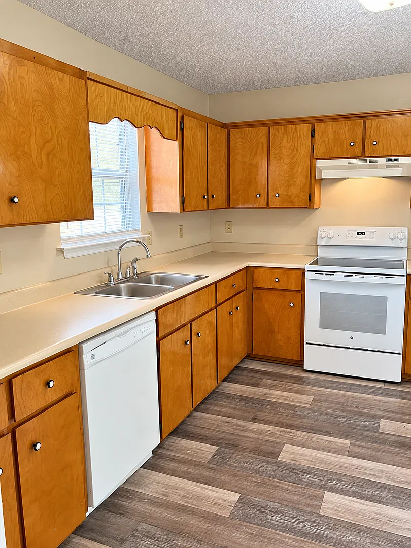 3BR/2BA Duplex in The Crossings Prime Location Near Kings Bay — Photo 3