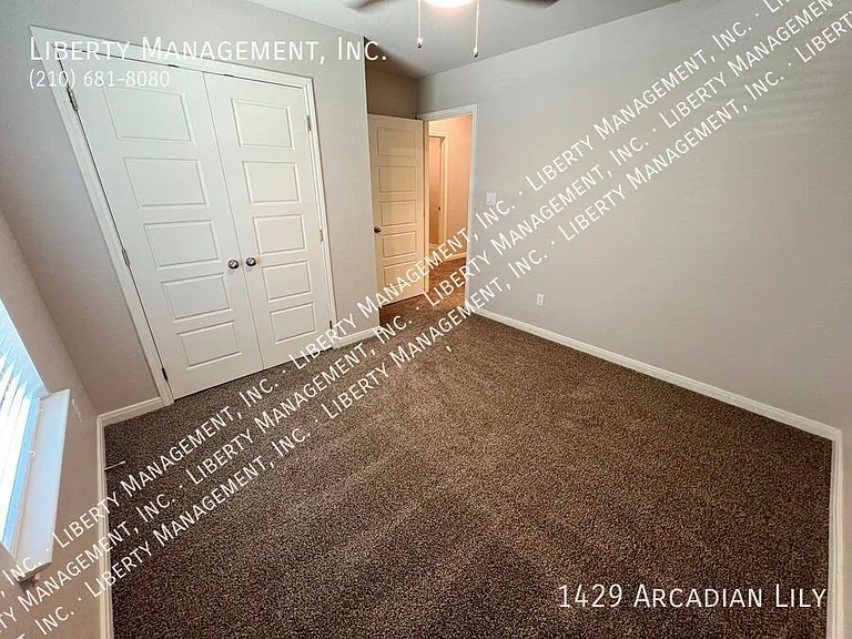1429 Arcadian Lily — Photo 39