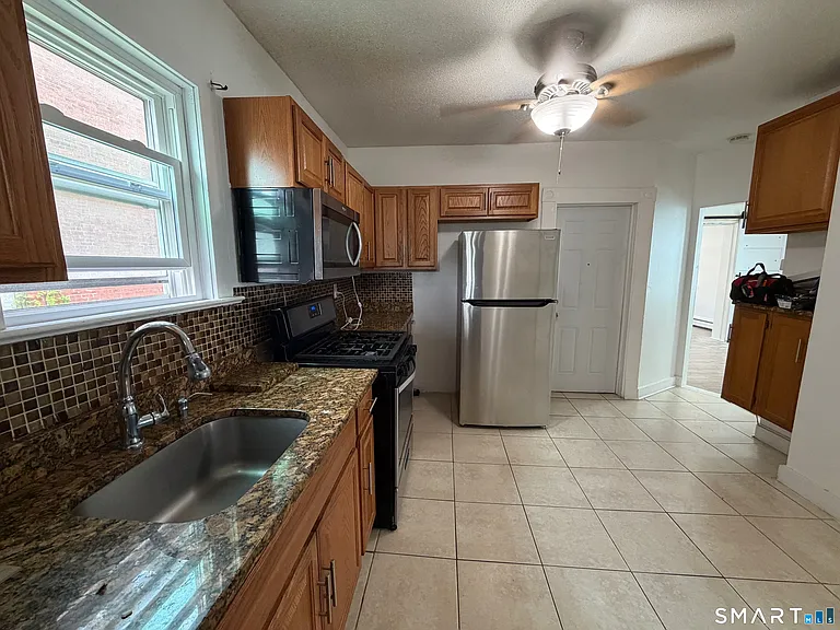 128 Bartholomew Ave — Photo 2