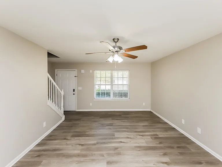 4806 Brookwood Pl — Photo 7