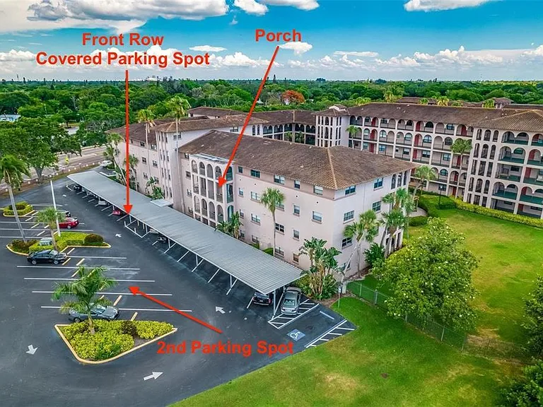 6150 Gulfport Blvd S — Photo 2