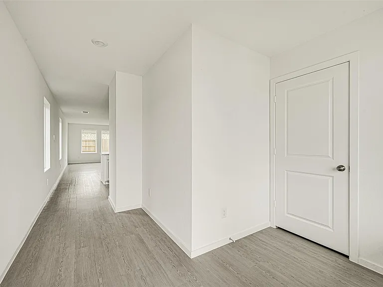 31410 Casacalenda Ln — Photo 3