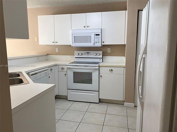 3rd image of 8624 S Southgate Shores Cir #8624