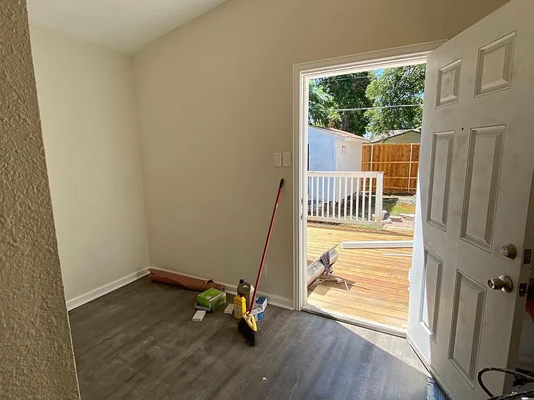 615 Parkview Ave — Photo 10