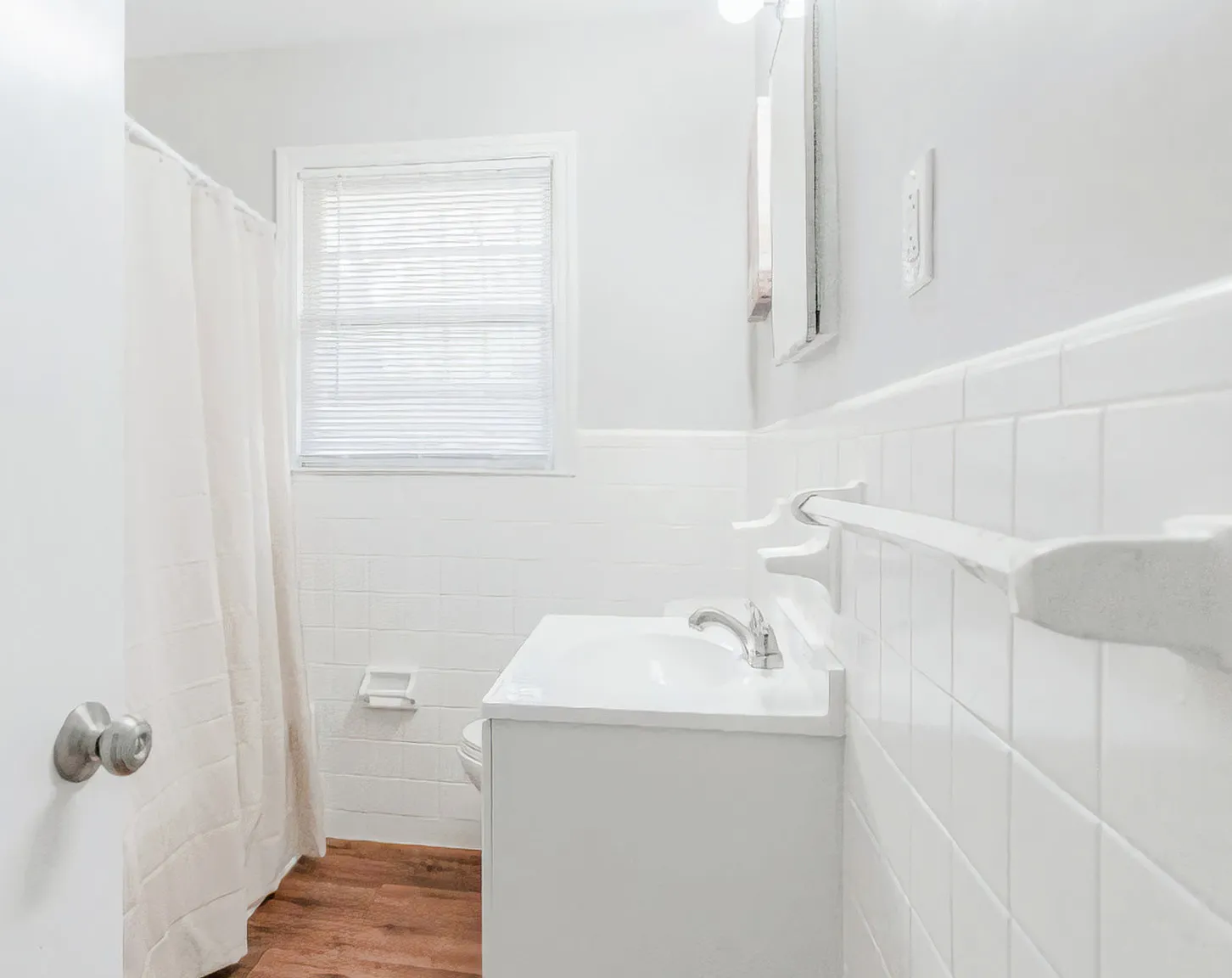 4 bed, 3.0 bath, 1374 sqft, $693 — Photo 4