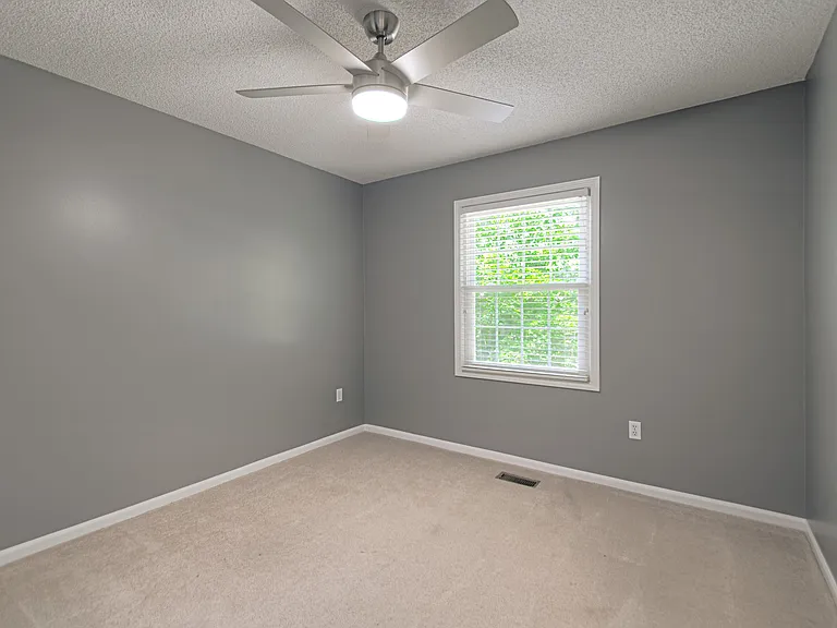 13907 W 150th Ct — Photo 18