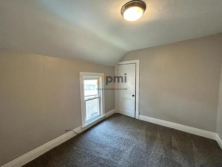 257 S 20th St — Photo 9