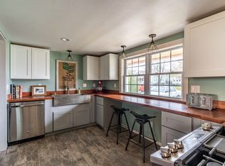 307 W Bent Ave, Oshkosh, WI 54901