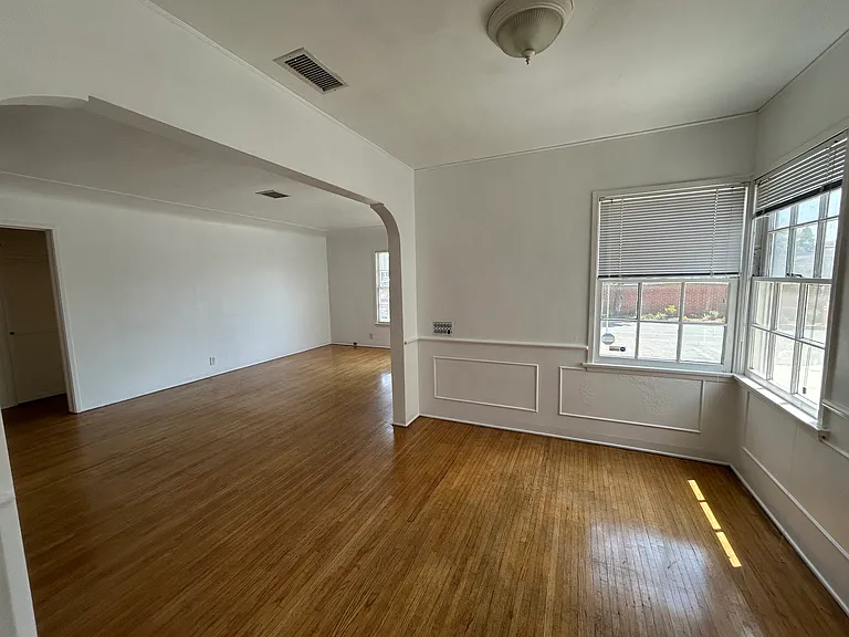 3831 Midway Ave — Photo 39