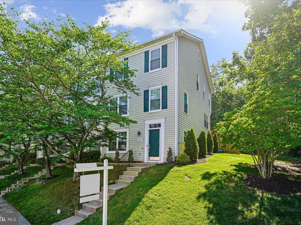 10227 Magnolia Grove Dr, Manassas, VA 20110