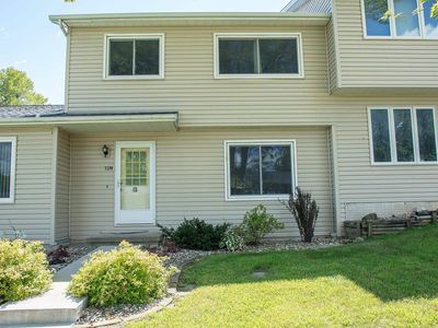 1124 Oleson Rd, Waterloo, IA, 50702