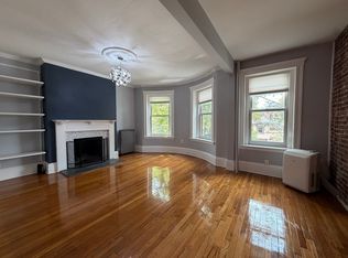 299 Tappan St APT 4, Brookline, MA 02445
