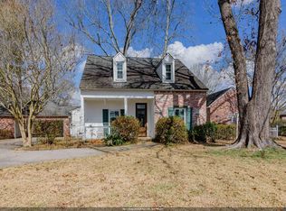 14513 N Majestic Oaks Pl, Baton Rouge, LA 70810