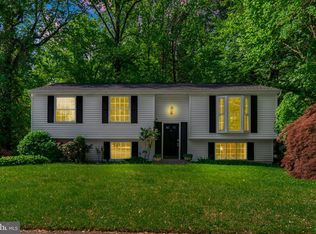 10911 Santa Clara Dr, Fairfax, VA 22030