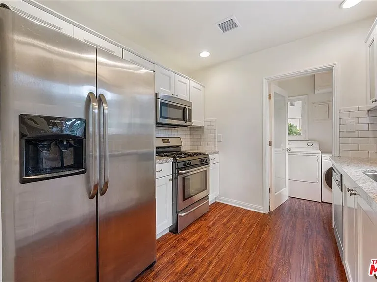 4328 Goodland Ave — Photo 33
