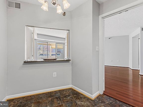 4th image of 14801 Pennfield Cir APT 206