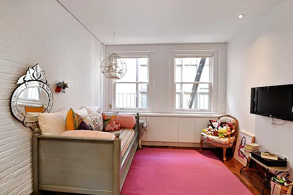 Sold by Corcoran | media 4