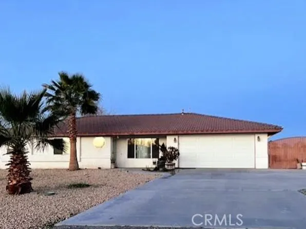 26768 Stirrup Ln, Helendale, CA 92342