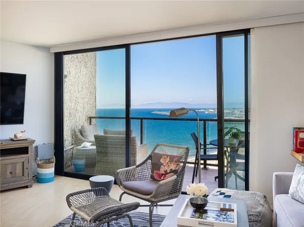 531 Esplanade APT 313, Redondo Beach, CA 90277