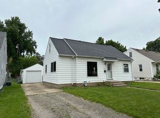 1203 11th Ave NE, Rochester, MN 55906