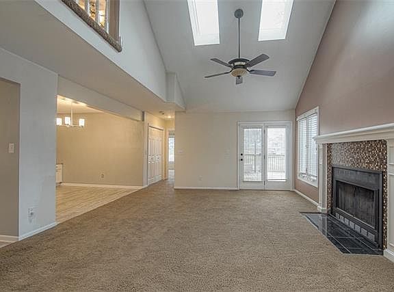 3rd image of 8214 NW Bradford Ct