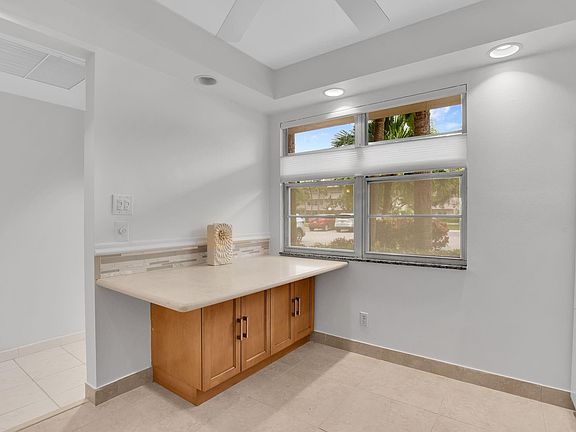 5th image of 3303 Aruba Way #M1