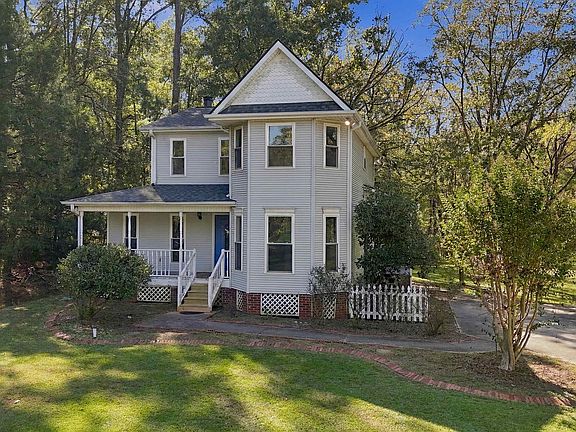 4th image of 296 Hidden Valley Dr
