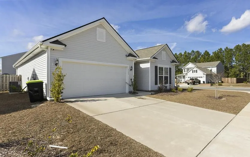 Building Photo - 6469 Lucerna Pl