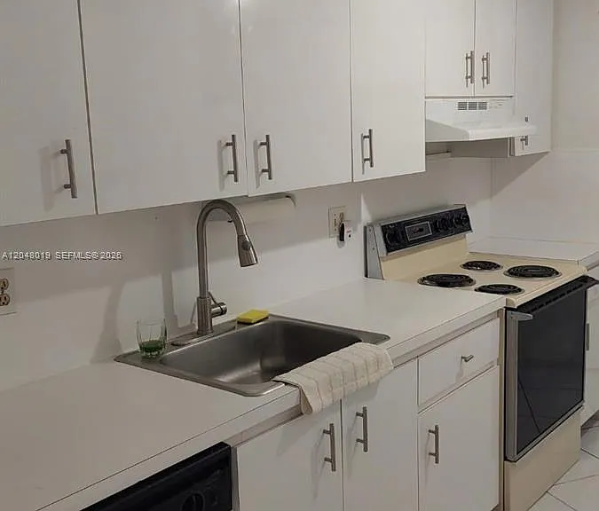 6921 Environ Blvd #4P — Photo 51