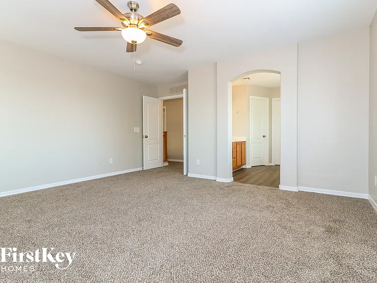 25029 W Vista Norte St — Photo 9