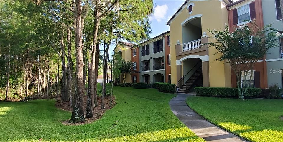 1st image of 802 Crest Pines Dr APT 816